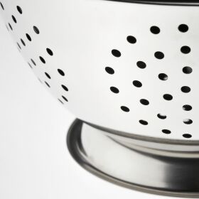 Stainless steel vegetable strainer on a Ø 220 mm base