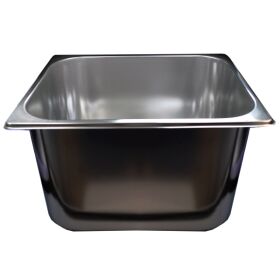 Stainless steel sinks in different sizes