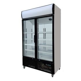 Beverage refrigerator with display, capacity 600 liters