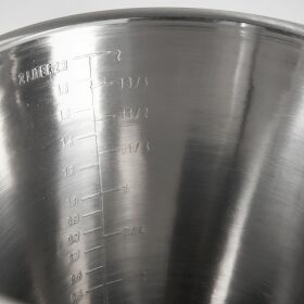 Polypropylene measuring cup, 2 liters