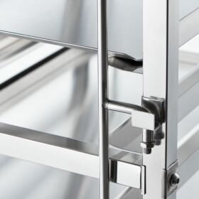 Tray trolley made of stainless steel, suitable for 16 x trays 600 x 400 mm, 470 x 620 x 1735 mm (WxDxH)